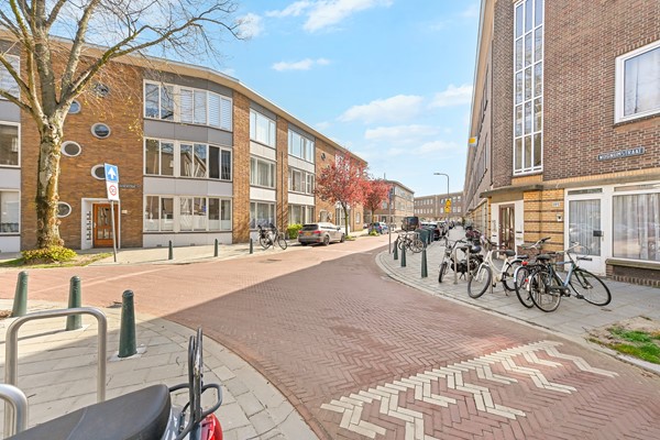 Medium property photo - Wognumstraat 122, 2547 TS Den Haag